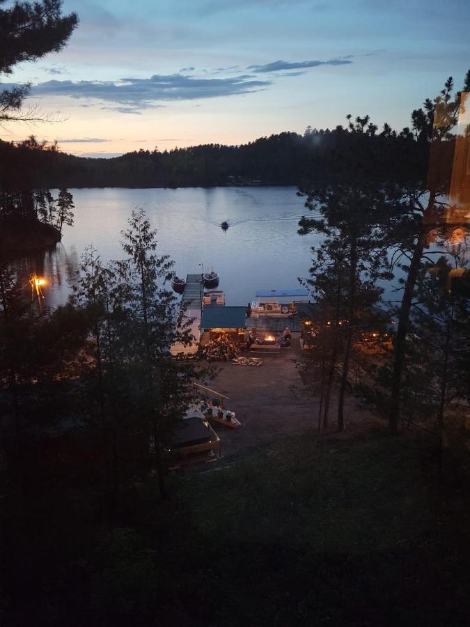 Muskie Bay Resort Nestor Falls Esterno foto